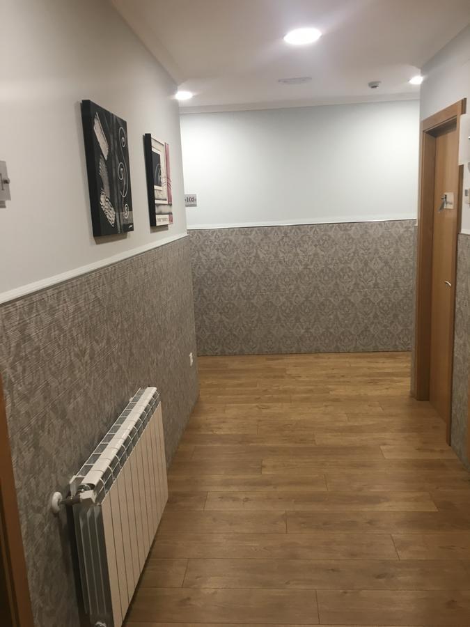 Pension Begona Arzua Bagian luar foto